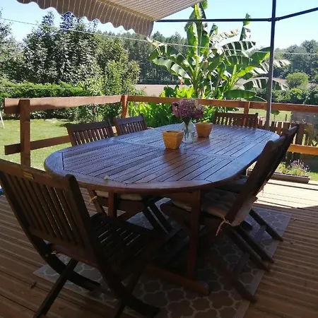 Holli - Charming 2 Bedrooms With Terrace. Сasa de vacaciones